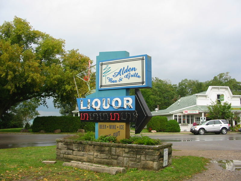 Torch Lake Beer Co. (Alden Bar & Grille) - Sept 2003